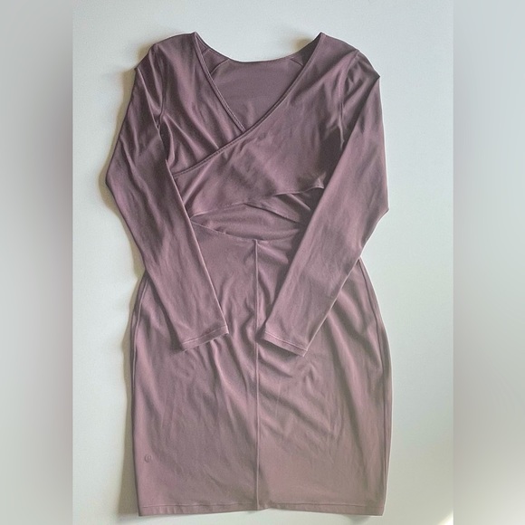 Lululemon Contour Dress *Nulu LS - Picture 5 of 6